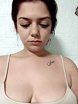 Snapshot of LadyNora chatting on 20, 11, 2025 LadyNora online show from 20, 11, 2025