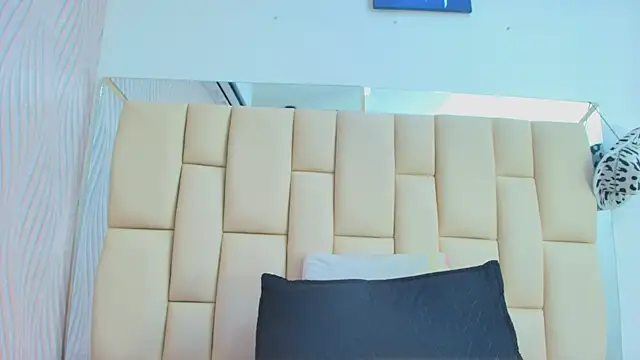 sweet amye online show from 26, 9, 2025