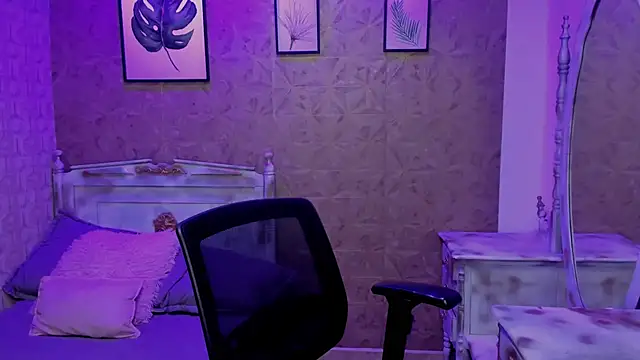 Dali collin online show from 4, 7, 2026