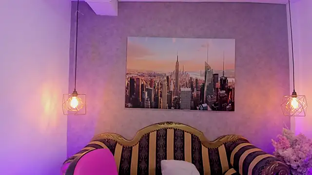 Dali collin online show from 5, 8, 2026