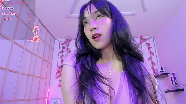  julieta love  online show from 14, 3, 2026