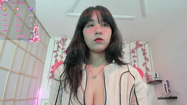  julieta love  online show from 18, 3, 2026