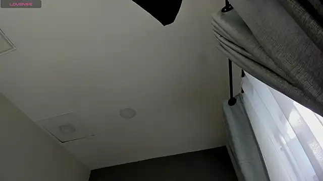 Vela jade online show from 15, 10, 2025