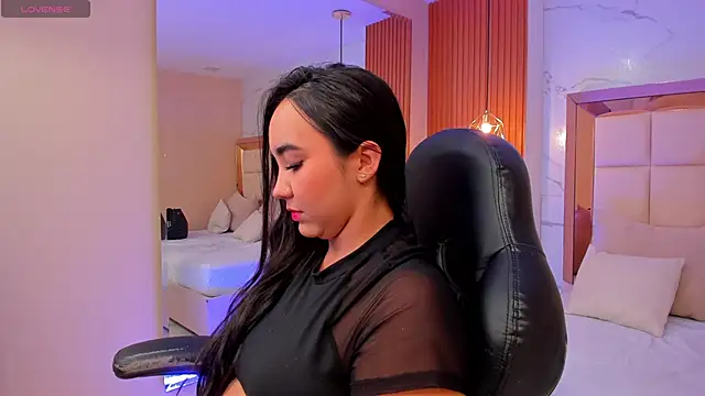 julieta rosee online show from 2, 5, 2026