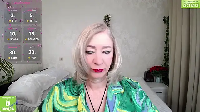 hunters woman online show from 30, 4, 2026