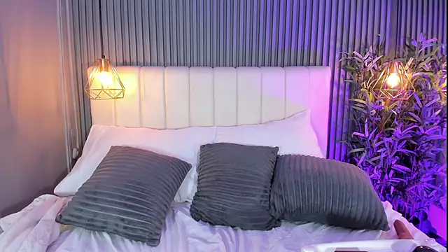 SandyLainer online show from 10, 3, 2026