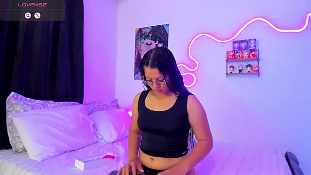 Snapshot of Dilan_and_Mia chatting on 11, 10, 2025 Dilan and Mia online show from 11, 10, 2025