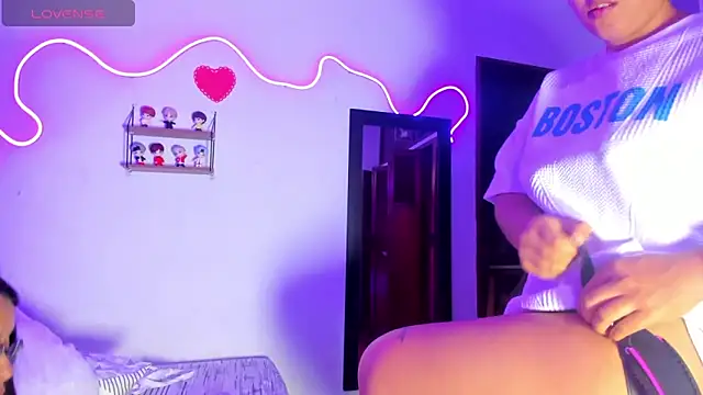 Dilan and Mia online show from 2, 5, 2026