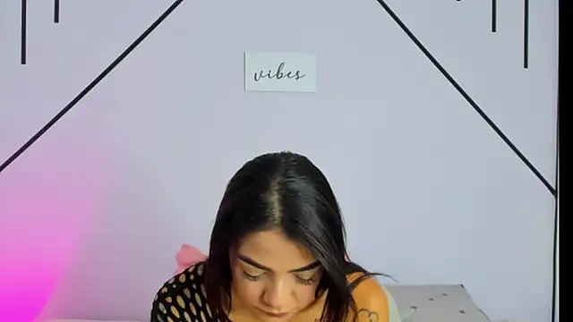 Snapshot of MiahCornell_ chatting on 23, 10, 2025 MiahCornell online show from 23, 10, 2025