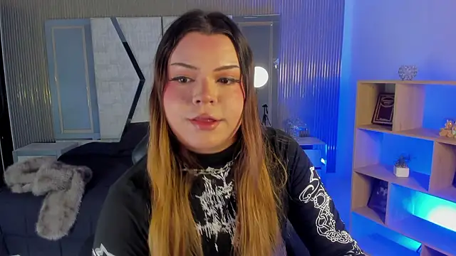 Maxxxine1 online show from 18, 3, 2026