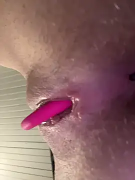 Snapshot of SeccySerena chatting on 4, 4, 2026 SeccySerena online show from 4, 4, 2026