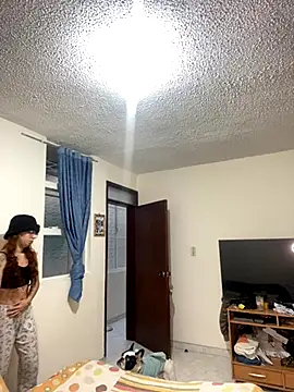 Sallem Pink online show from 9, 9, 2025