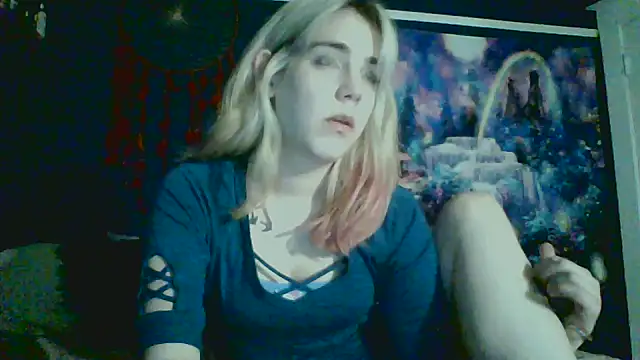Snapshot of RubySmoke chatting on 18, 10, 2025 RubySmoke online show from 18, 10, 2025