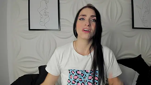 MeganHoffmaan online show from 23, 4, 2026