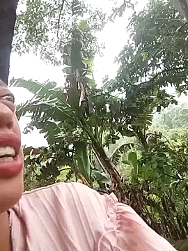 Snapshot of optra34 chatting on 16, 9, 2025 optra34 online show from 16, 9, 2025