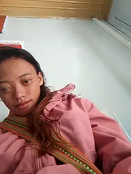 Snapshot of optra34 chatting on 17, 9, 2025 optra34 online show from 17, 9, 2025