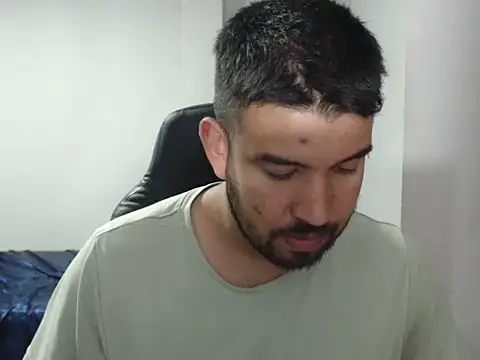 Snapshot of Axel11113 chatting on 23, 9, 2025 Axel11113 online show from 23, 9, 2025