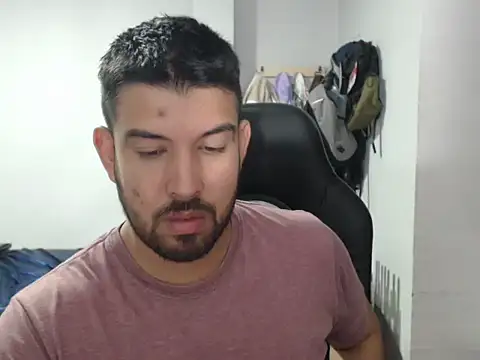 Snapshot of Axel11113 chatting on 24, 9, 2025 Axel11113 online show from 24, 9, 2025