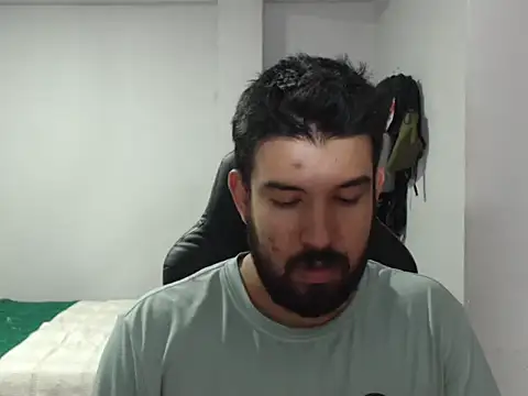 Snapshot of Axel11113 chatting on 29, 10, 2025 Axel11113 online show from 29, 10, 2025