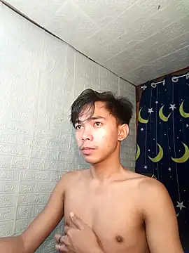 Snapshot of XxXBinatilyongPinoyXxX chatting on 4, 11, 2025 XxXBinatilyongPinoyXxX online show from 4, 11, 2025