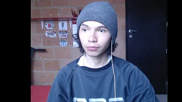 Xoxo Smiles online show from 23, 9, 2025