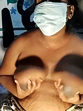 Snapshot of samadi18 chatting on 22, 3, 2026 samadi18 online show from 22, 3, 2026