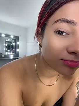 amber sparkle online show from 17, 7, 2026