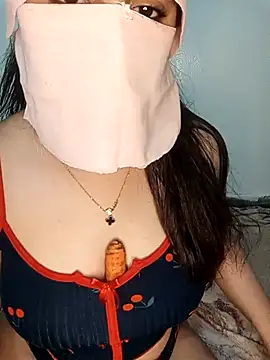 Queen-15 online show from 13, 10, 2025