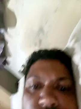 Snapshot of Lunna2025 chatting on 6, 4, 2026 Lunna2025 online show from 6, 4, 2026