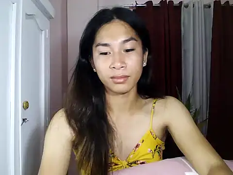 Snapshot of Asian_PrettyAle chatting on 5, 10, 2025 Asian PrettyAle online show from 5, 10, 2025