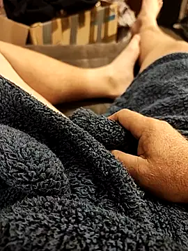 Snapshot of hubbyfun19 chatting on 9, 10, 2025 hubbyfun19 online show from 9, 10, 2025