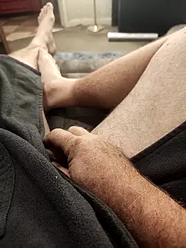 Snapshot of hubbyfun19 chatting on 10, 11, 2025 hubbyfun19 online show from 10, 11, 2025