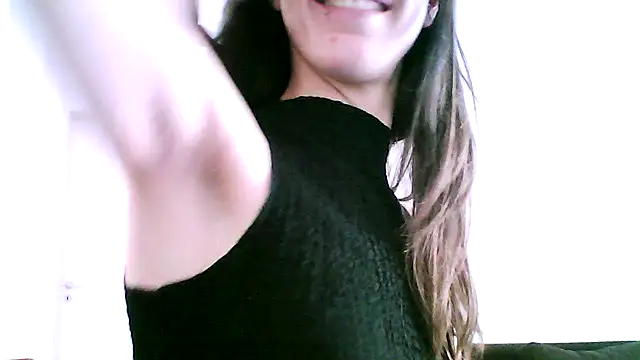 Snapshot of sweetsinxxx chatting on 30, 9, 2025 sweetsinxxx online show from 30, 9, 2025