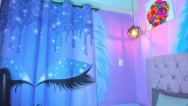 MaxiWildd online show from 2, 2, 2026