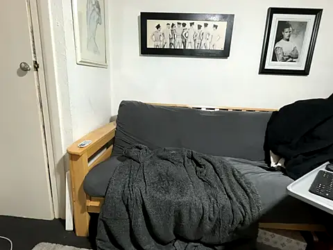 Snapshot of Dilfcam101 chatting on 11, 11, 2025 Dilfcam101 online show from 11, 11, 2025