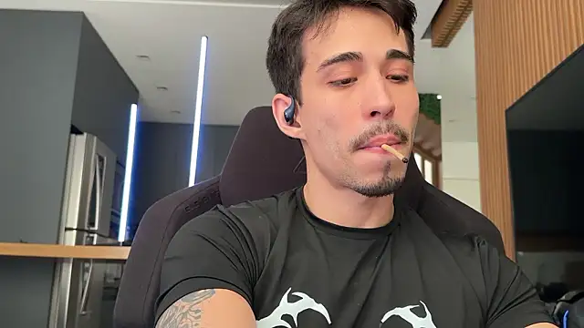 Snapshot of mettew22cm chatting on 20, 3, 2026 mettew22cm online show from 20, 3, 2026