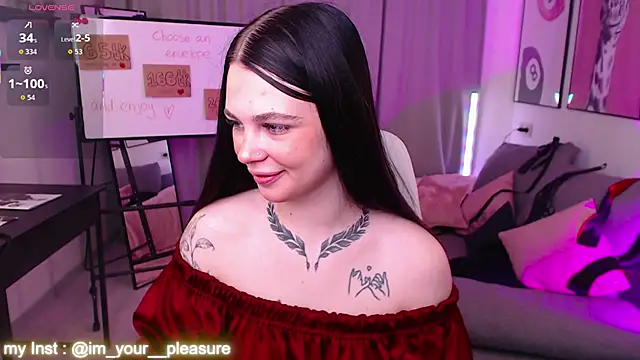 Snapshot of Michela_Fruet chatting on 28, 11, 2025 Michela Fruet online show from 28, 11, 2025