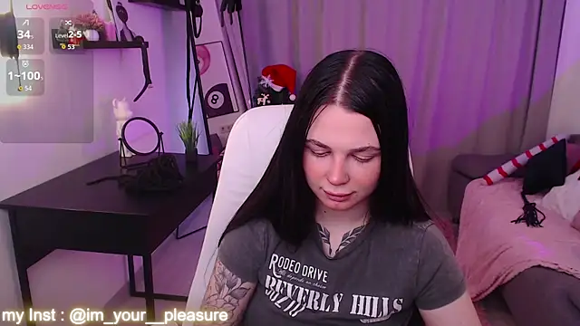 Snapshot of Michela_Fruet chatting on 21, 12, 2025 Michela Fruet online show from 21, 12, 2025