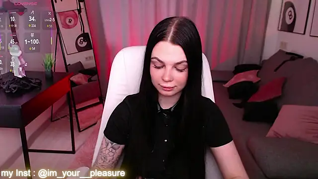 Snapshot of Michela_Fruet chatting on 27, 2, 2026 Michela Fruet online show from 27, 2, 2026