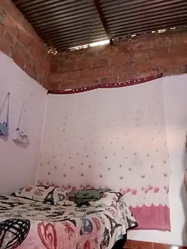 Snapshot of Katherine_13 chatting on 20, 10, 2025 Katherine 13 online show from 20, 10, 2025