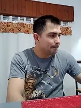 Snapshot of Bradd_32 chatting on 16, 6, 2026 Bradd 32 online show from 16, 6, 2026
