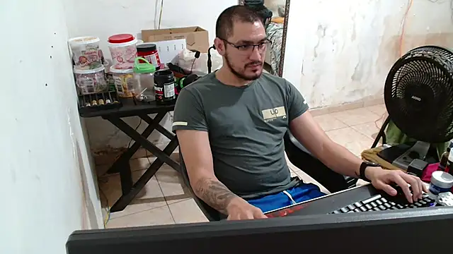 Leonino231 online show from 9, 10, 2025