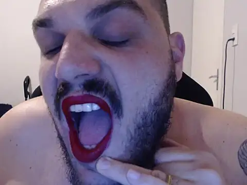 Brsecretbear online show from 9, 9, 2025