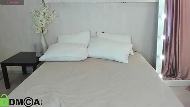 Adelina Bliss online show from 6, 5, 2026