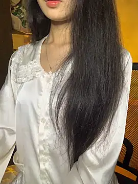 Nhinhi18 online show from 23, 11, 2025