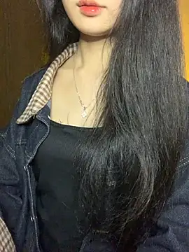 Nhinhi18 online show from 18, 1, 2026