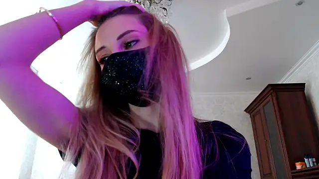 Iris lave online show from 24, 6, 2026