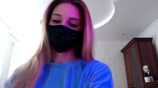 Iris lave online show from 8, 7, 2026