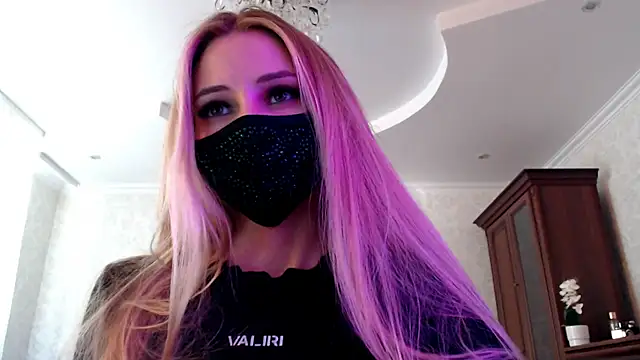 Iris lave online show from 21, 7, 2026