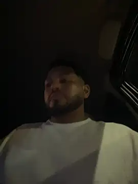 Snapshot of Frank0021 chatting on 27, 2, 2026 Frank0021 online show from 27, 2, 2026